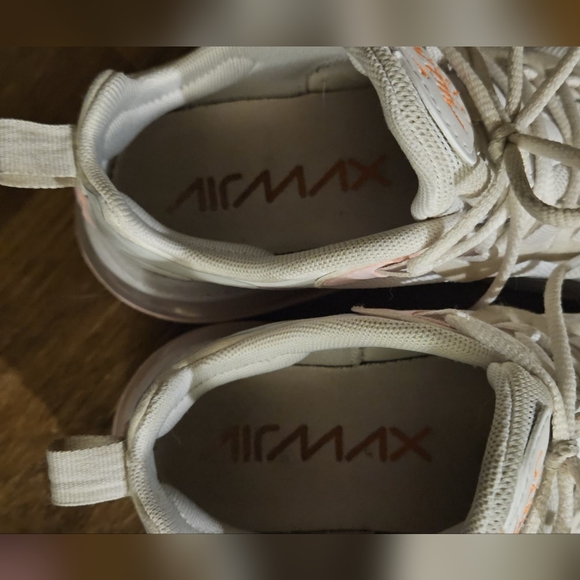 Nike Air Max 270 React - Picture 6 of 7